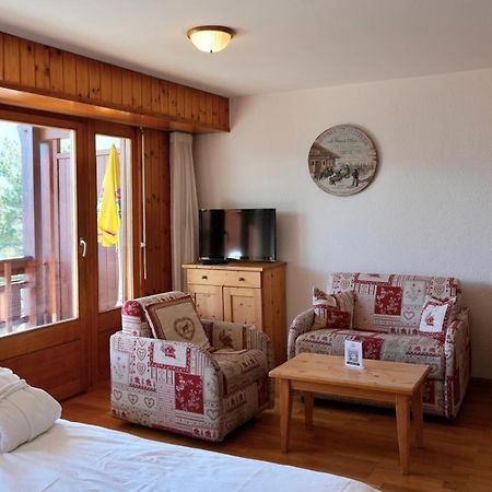 Hotel Les Bains D'Овроназ Екстериор снимка